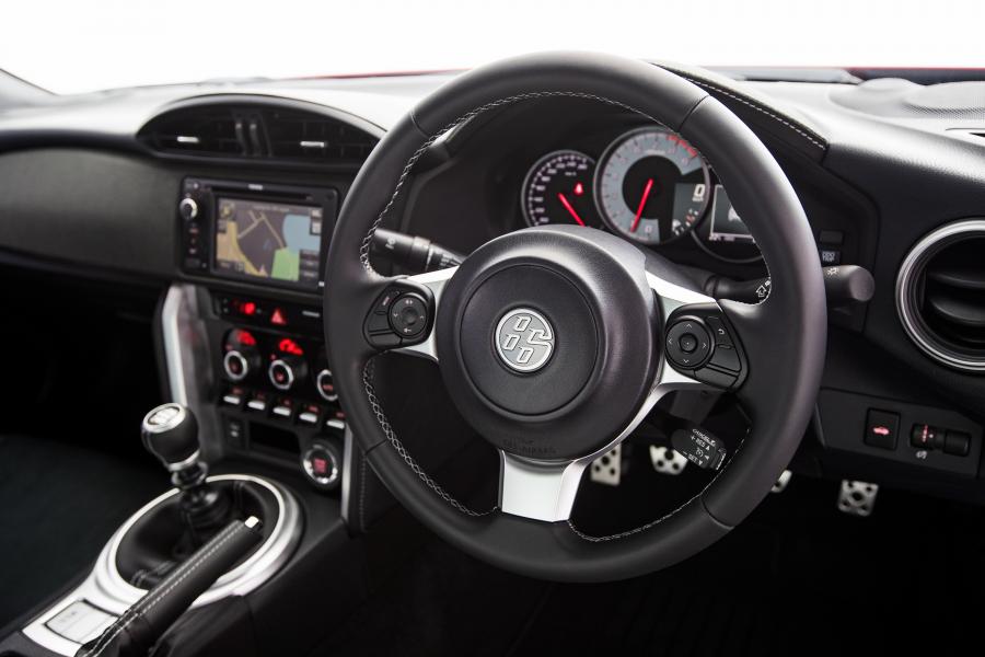 Панель приборов Toyota GT 86 GTS 2016 года  (AU) (фото 4 из 13)